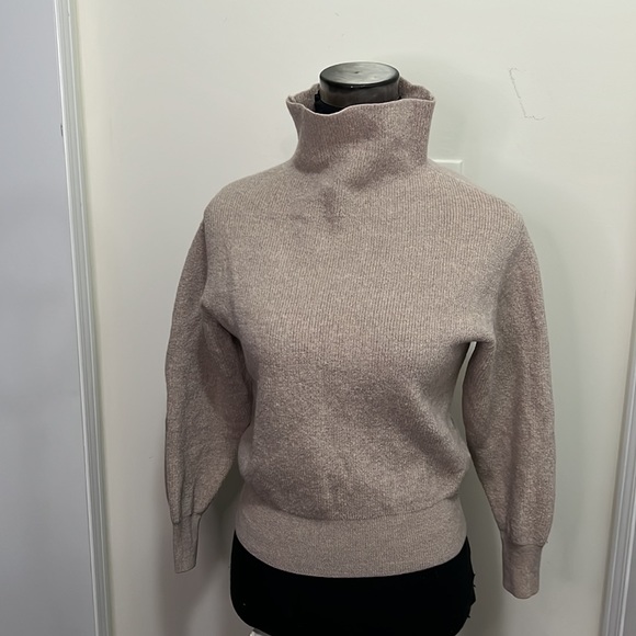 Aritzia Wilfred Rebecca Cropped 100% Wool Sweater Size Small - Picture 8 of 13
